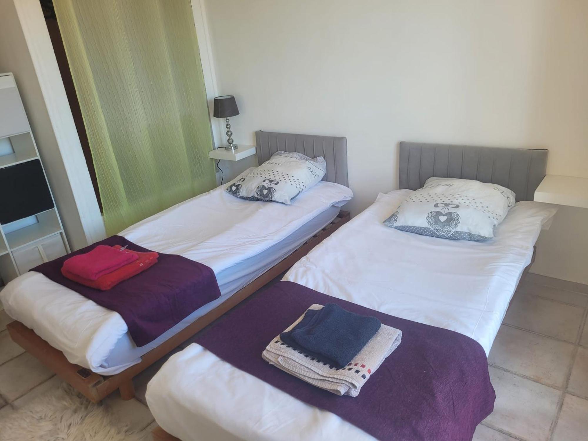 Appartement Proche Aeroport Marseille Marignane - Studio Confortable - Logement Ideal - Hebergement Tout Equipe Rognac Exterior foto